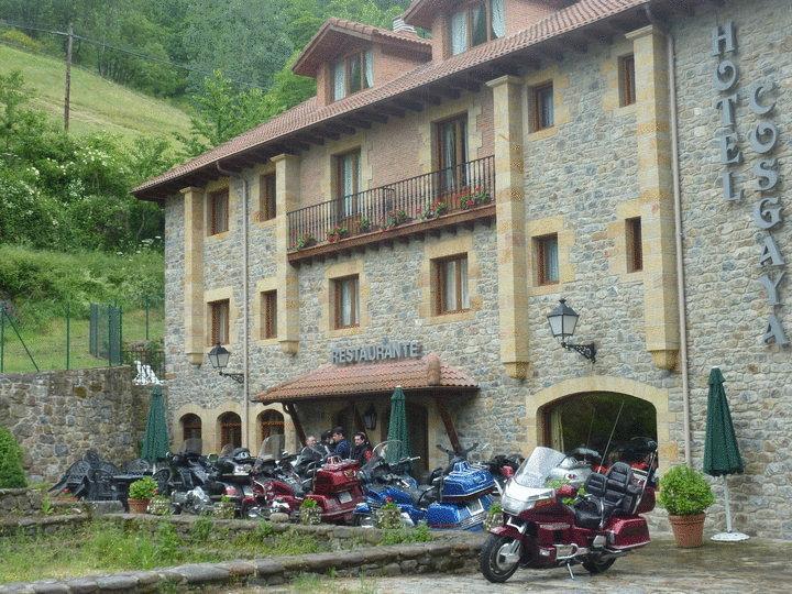 Hotel Cosgaya Exterior photo